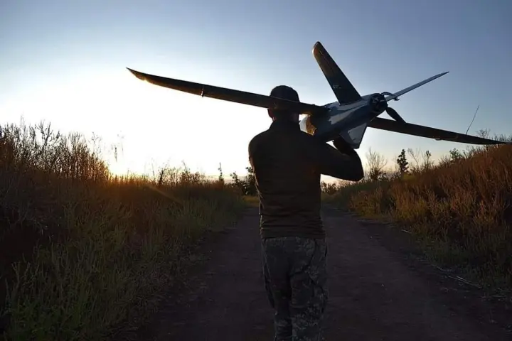 Україна вперше випередила росію за кількістю запусків ударних дронів за місяць - ABC News