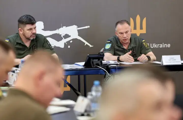 Вісім військових частин права на самостійну базову військову підготовку - Сирський