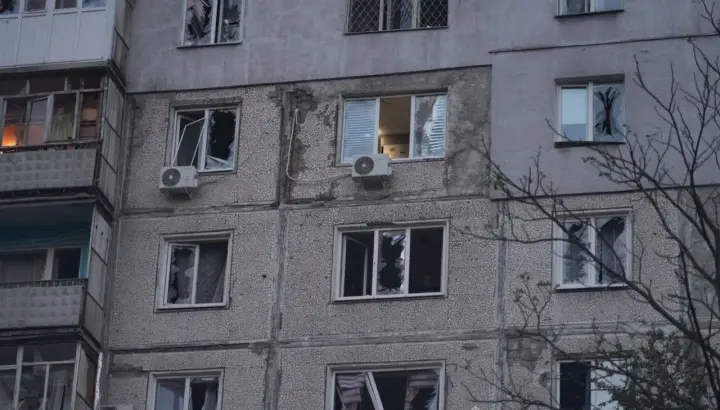 Enemy strikes high-rise building in Zaporizhzhia with drones: 10 wounded