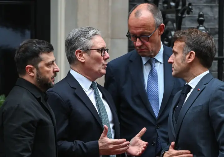 Zelenskyy travels to London to meet with Starmer, Macron, and Scholz – media