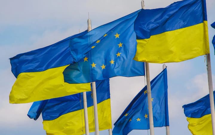 Politico highlights pitfalls amid Ukraine's push for rapid progress toward EU membership