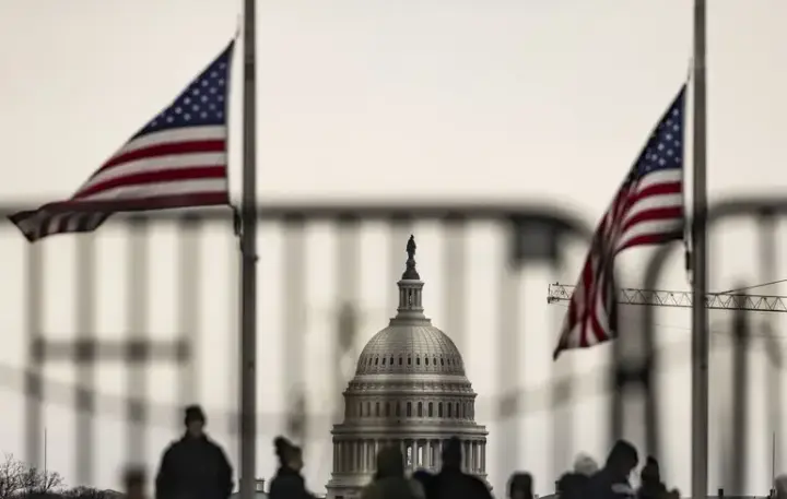 Лишь каждый десятый европеец считает США союзником — новый опрос показал рекордное падение доверия