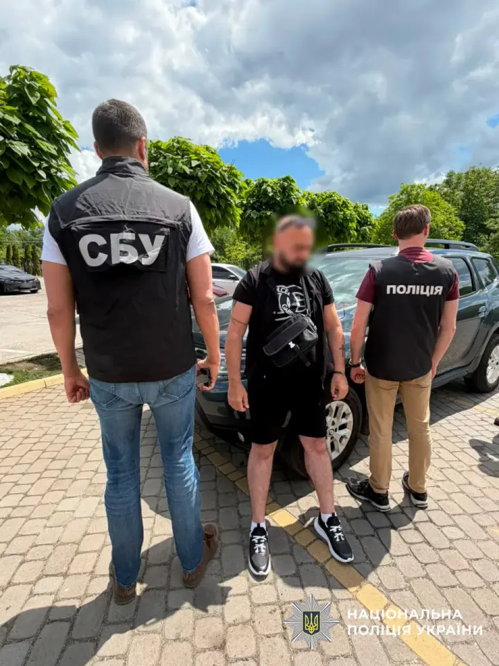 На Львівщині іноземець організував виїзд ухилянтів до ЄС під виглядом "гастролей" за $12 тисяч