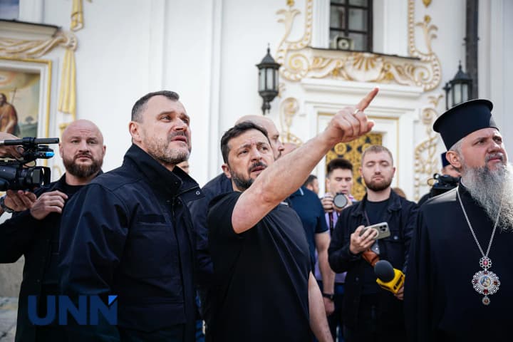Зеленский рассказал, откуда возьмут деньги для восстановления Киево-Печерской Лавры