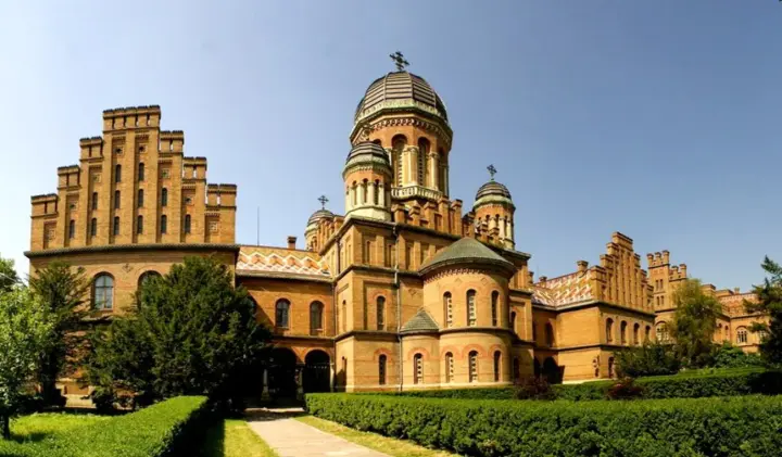 From UNESCO heritage to a street washed with soap – where to go for a weekend in Chernivtsi