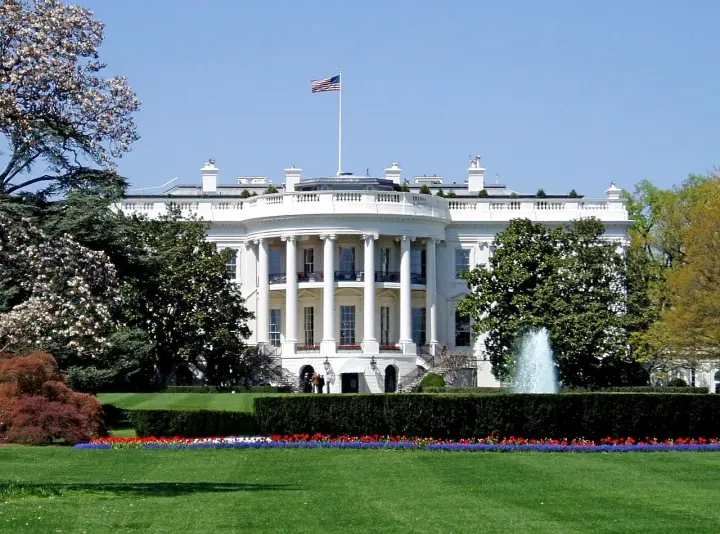 Война с Ираном обошлась США в 40 миллиардов долларов и разогнала инфляцию - CNN