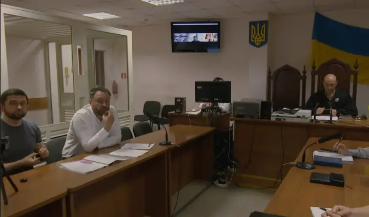 Справа лікарів Odrex: чому суд досі не заслухав думку медичного експерта