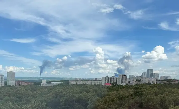 В уфі фіксують пожежу після атаки на НПЗ