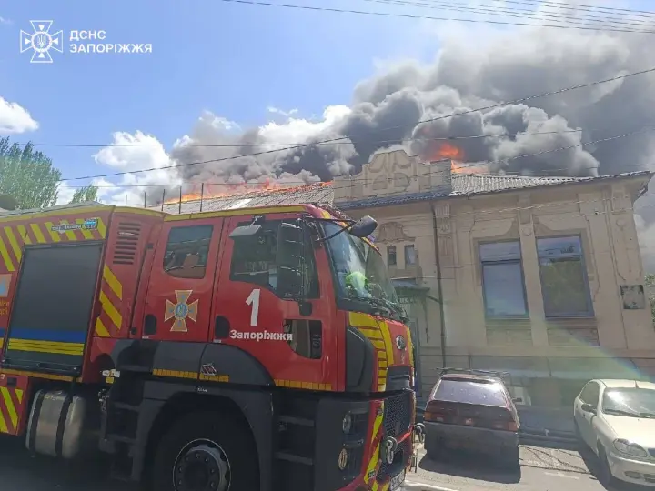 Already 9 injured in Zaporizhzhia after Russian missile and drone strike on civilian neighborhoods