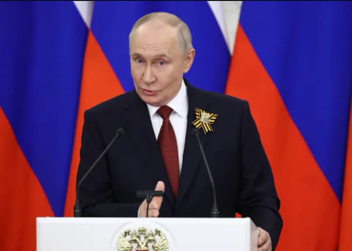 "Київ відступає по всій лінії фронту, тому вдається до тероризму" – про що ще набрехав путін під час з'їзду "єдиної росії"