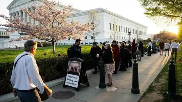 Верховний суд США розгляне указ Трампа про обмеження громадянства за народженням