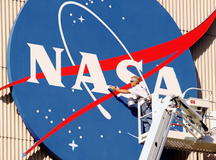 NASA виділило понад $590 млн трьом компаніям на місячні посадкові модулі