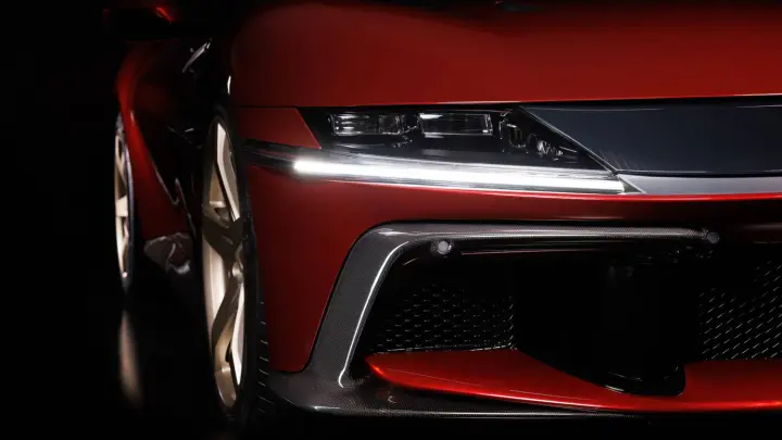 Ferrari 12 Cilindri Manuale debuts as a limited V12 series