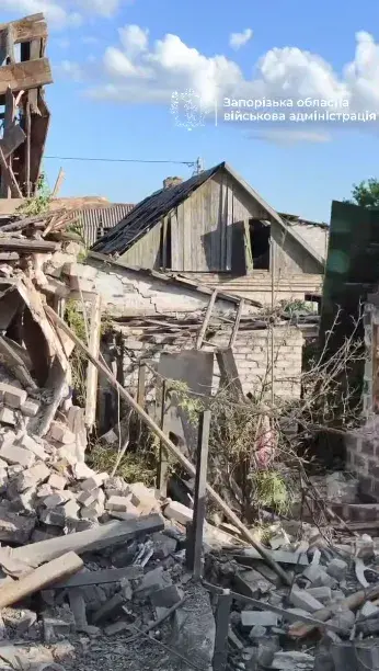 В Запорожье в результате российского авиаудара погиб человек, девять пострадали