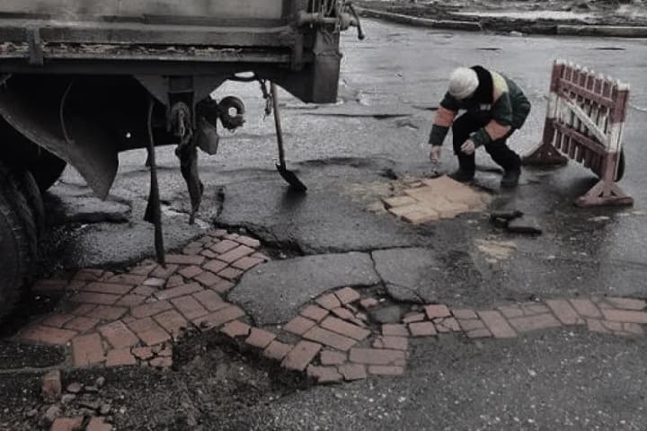 Борги дорожніх будівельників рф зросли на 147% за пів року, понад третина компаній на межі банкрутства - розвідка