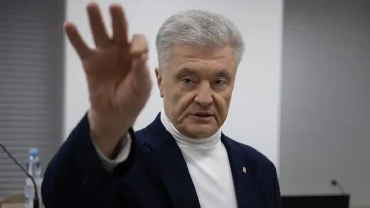 Верховний Суд залишив у силі санкції РНБО проти Порошенка