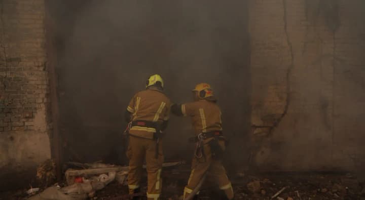 У Києві вже 11 постраждалих від обстрілу рф - Зеленський