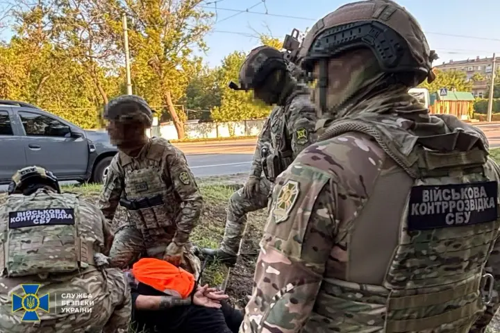 СБУ затримала агентів фсб, які планували ліквідувати декілька десятків українських військових на "благодійній" вечірці