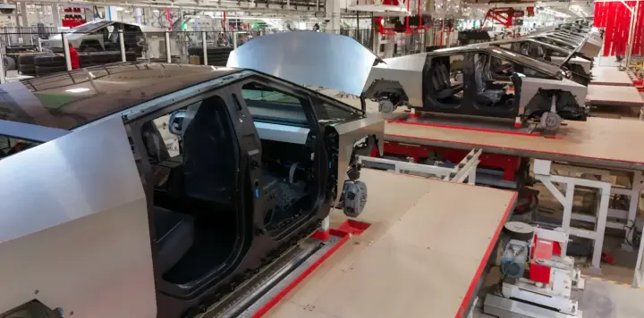 Tesla подала позов до постачальника Cybertruck, який фактично заблокував виробництво