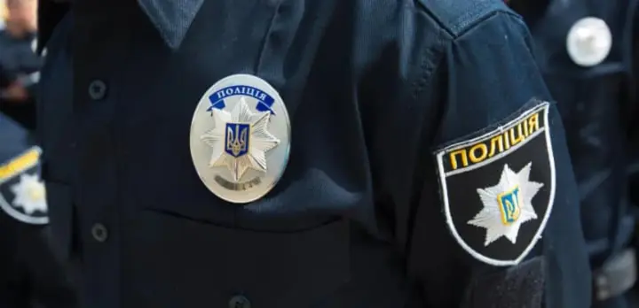 Поліція Київщини перевіряє танці дівчат під російську музику на Алеї Слави