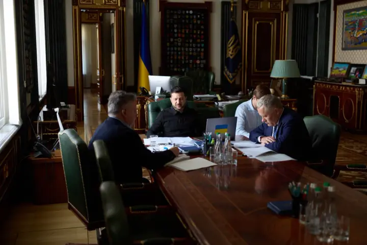 "росіяни не шкодують балістики" - Зеленський обговорив з прем'єром Нідерландів удари рф і посилення ППО