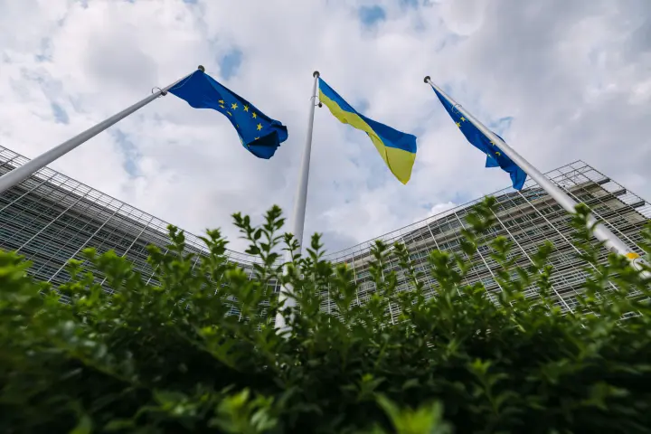 Єврокомісія відреагувала після заяви Зеленського щодо антибалістики