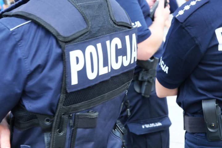 A Russian national who was preparing an assassination attempt on a citizen of Ukraine and the United States has been detained in Poland