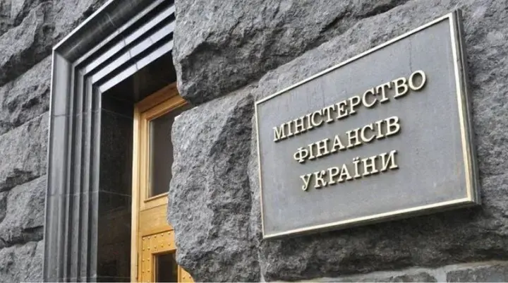 У Мінфіні пояснили, як має оподатковуватися авіаційний лізинг, через який БЕБ відкрило кримінальні справи