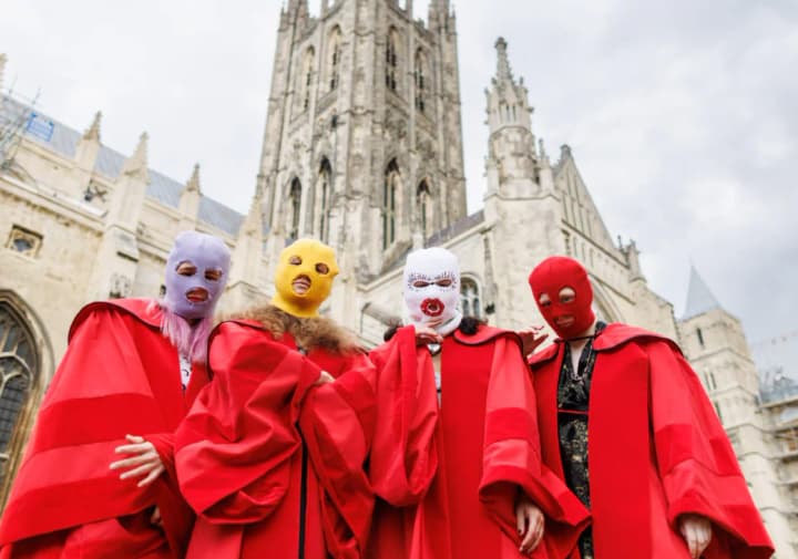 Бывшая участница Pussy Riot заявила о трёхлетнем сотрудничестве с ФСБ