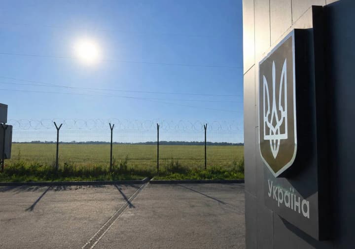 Пункт пропуску на кордоні з Молдовою відновив роботу після чергової атаки рф