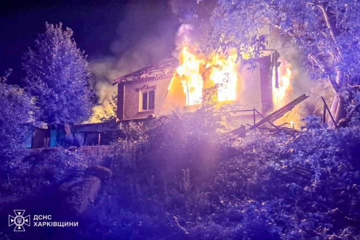 Окупанти атакували Зміїв на Харківщині загинула людина, серед постраждалих дитина
