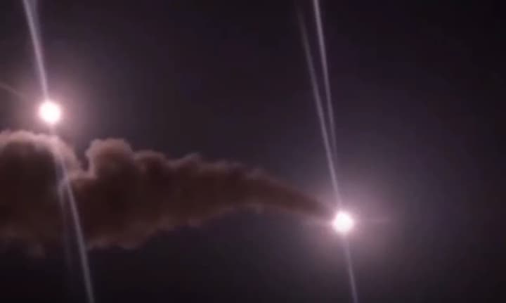 ОАЕ перехопили іранський безпілотник над своїми територіальними водами