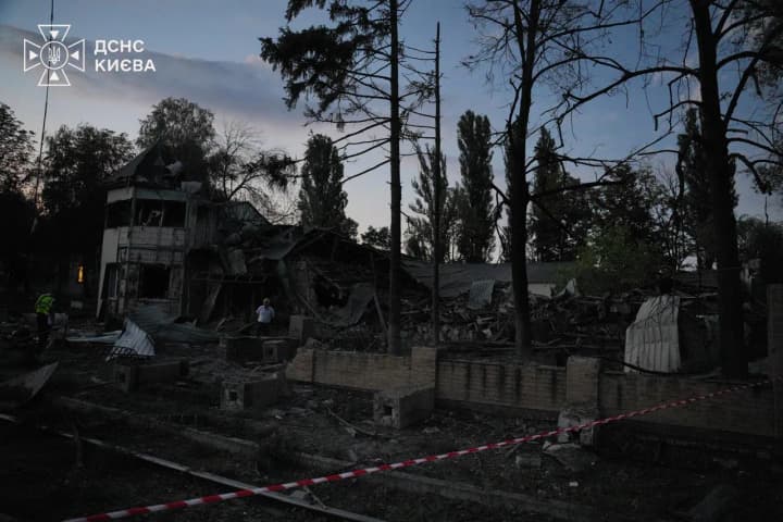 The overnight attack on Kyiv claimed the lives of 8 people, including 3 children among the 5 injured