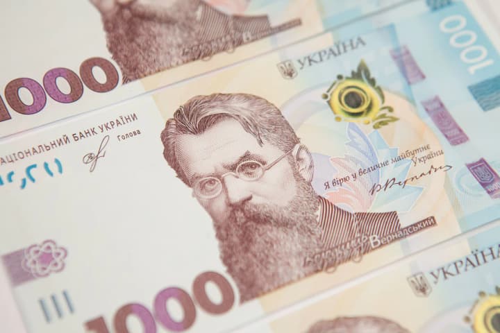 Українці почали брати більші мікрокредити: борг зріс на 17%
