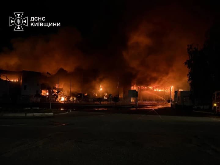 росія вночі вперше за довгий час ударила по аеропортах Києва й Борисполя - Зеленський