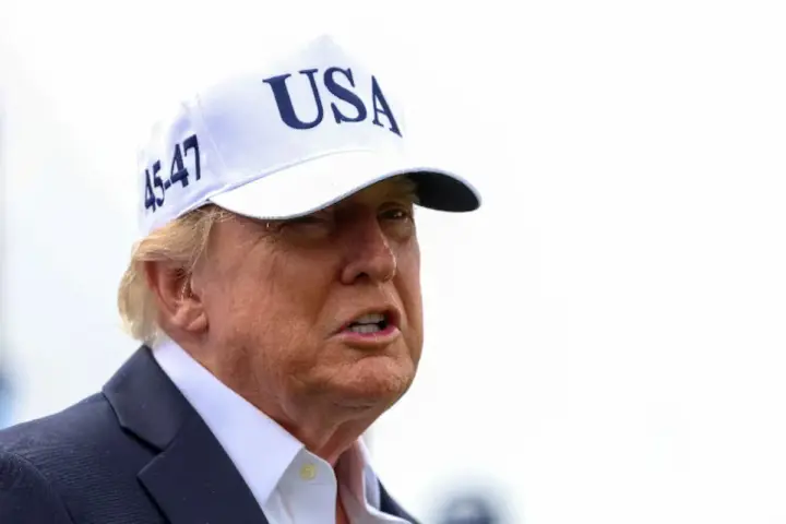 Трамп заявив, що побоювання з приводу ШІ роздмухують "негативно налаштовані сили"