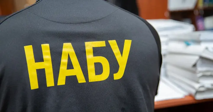Кривоносу підозру поки офіційно не вручали: НАБУ і САП відреагували на заяву Кравченка