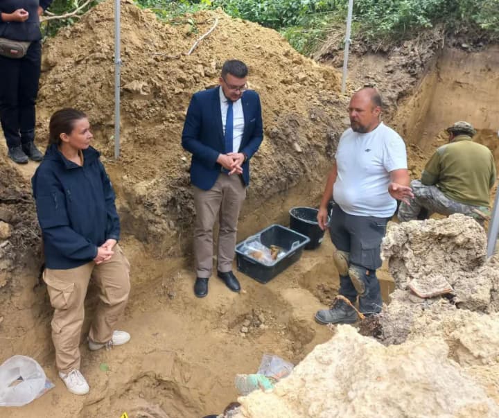 In Lviv, the remains of 89 Polish and Wehrmacht servicemen were exhumed