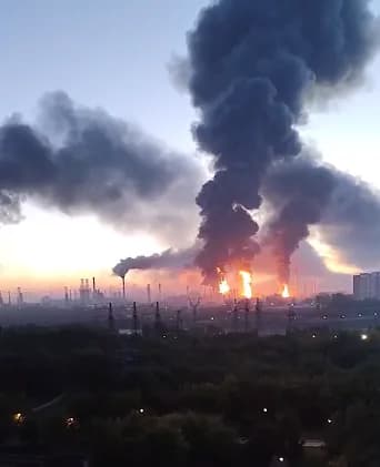 Зеленский подтвердил атаку на важный объект нефтяной промышленности в московском регионе