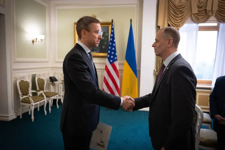Корецкий обсудил с послом США усиление ПВО, энергетику и совместные проекты в ОПК