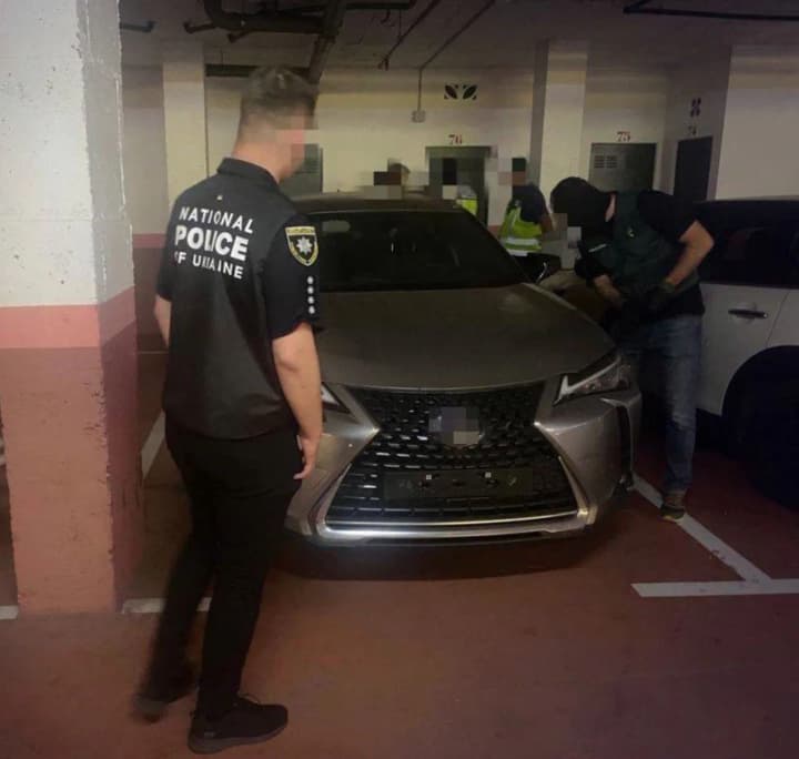 До суду скерували справу п’ятьох учасників схеми викрадення авто в ЄС