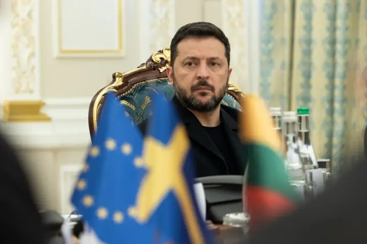 Зеленский обсудил с послами ЕС ПВО, санкции и вступление Украины