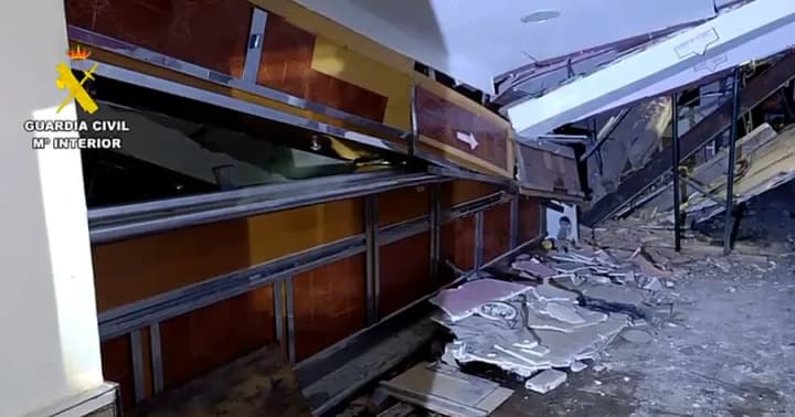 В Іспанії обвалився бар: люди опинилися під завалами, понад 10 постраждалих