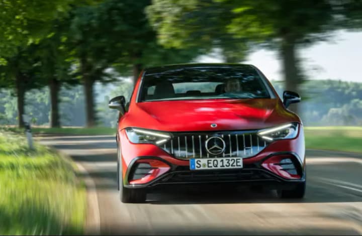 Mercedes знімає з продажу електричний аналог E-класу лише через три роки через провальні продажі