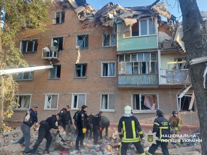 У Прилуках жертвами ракетного удару рф по багатоповерхівці стали вже 9 людей - серед них діти