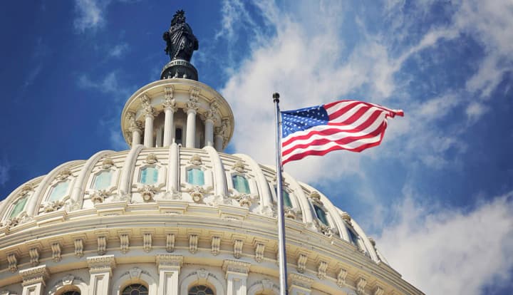В Конгрессе США обвинили Зеленского в "намеренном" затягивании мирных переговоров с рф