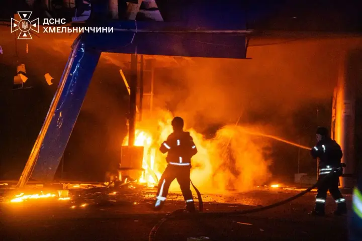 Зеленський: рф атакувала 39 балістиками та понад 120 дронами, під ударом була енергетика