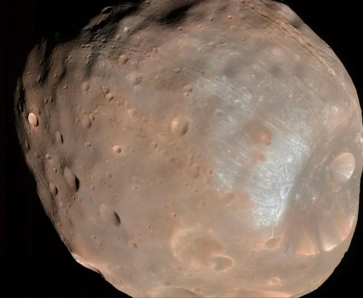 Japan launches its first mission to deliver samples from a Martian moon