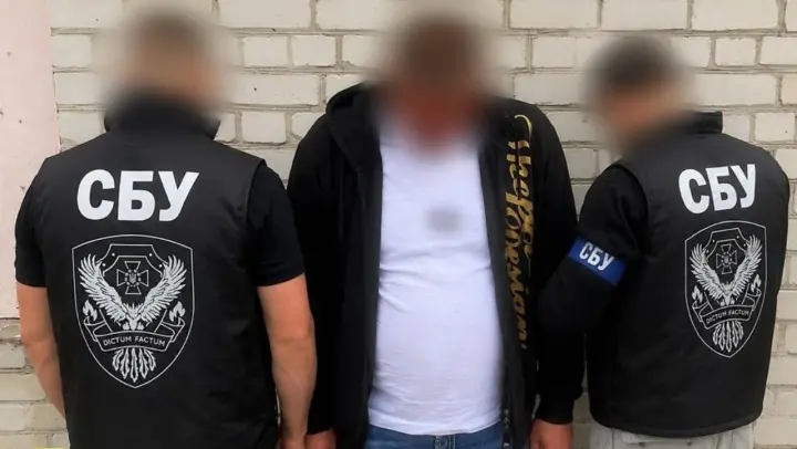 Готували теракти біля ТЦК на замовлення рф: у Києві затримали двох рецидивістів