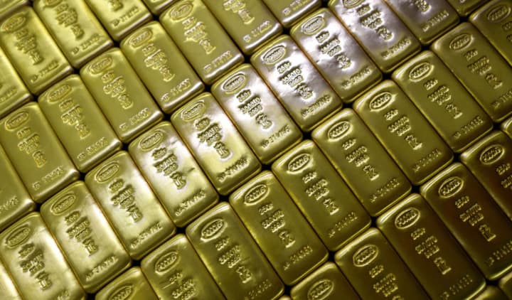 Russia is selling off its gold reserves at the fastest pace since 1998 to cover the budget deficit
